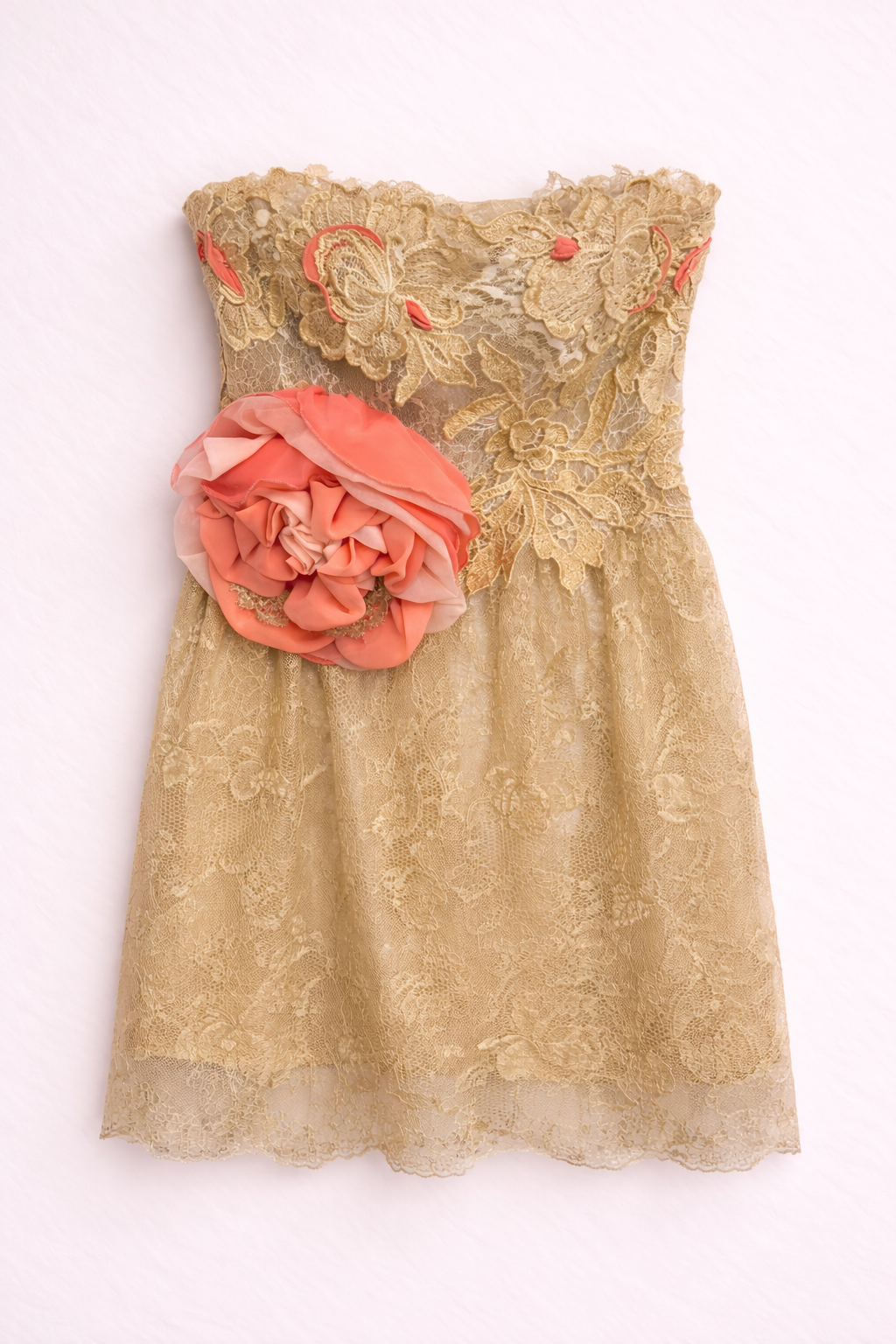 THE CARRIE BRADSHAW FLOWER DRESS
