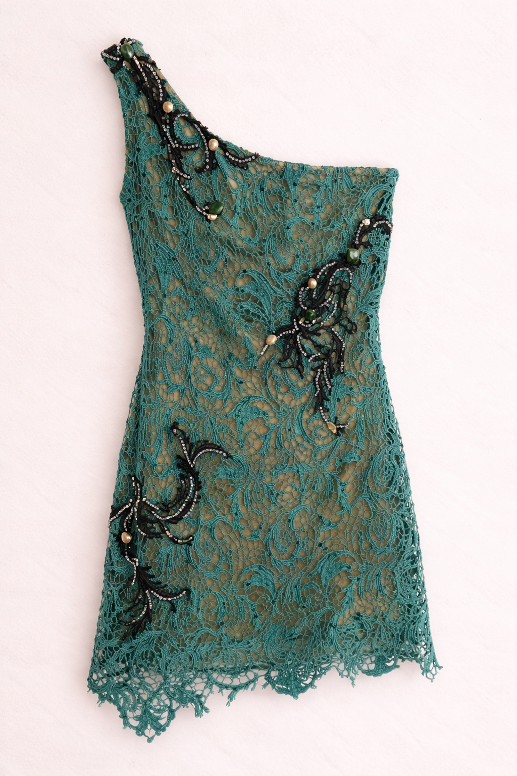 A SYMMETRIC GUIPURE DRESS