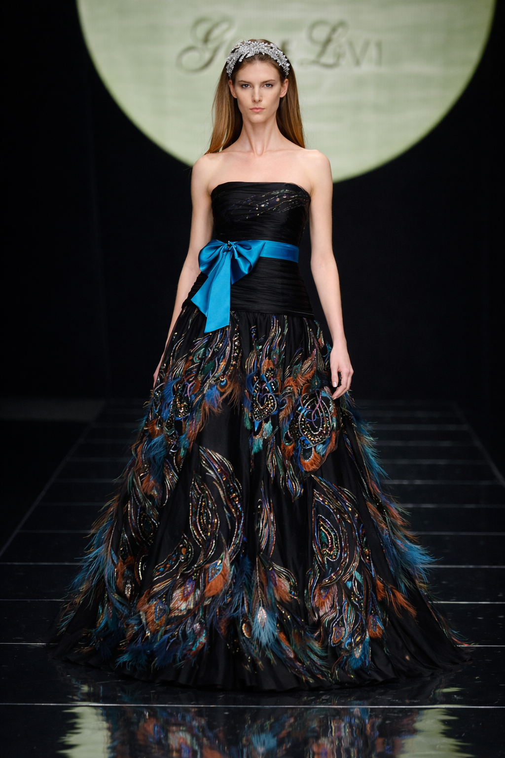 VINTAGE  PEACOCK FEATHER RED CARPET COUTURE OSCAR GOWN